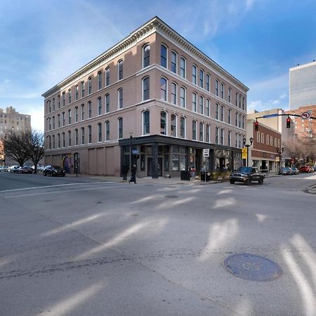 Апартаменты Historic Charm, Walkable Entertainment Луисвилл Экстерьер фото